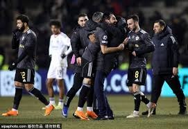 勇士官宣库里伤情：骨盆挫伤无结构性损伤 将于下周二重新评估