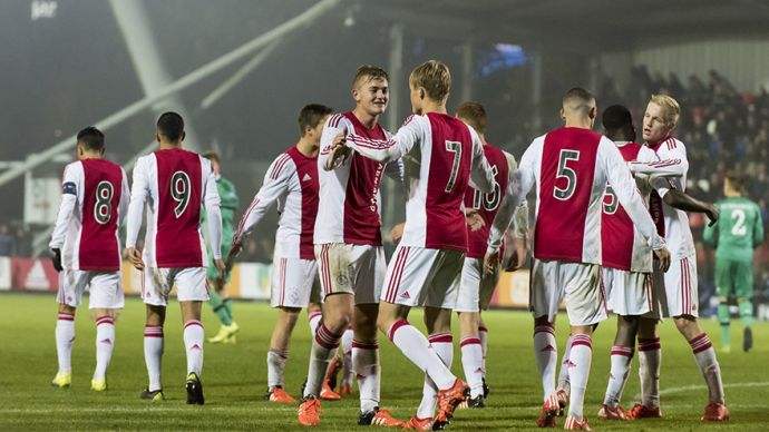 图拉姆表现 图拉姆表现